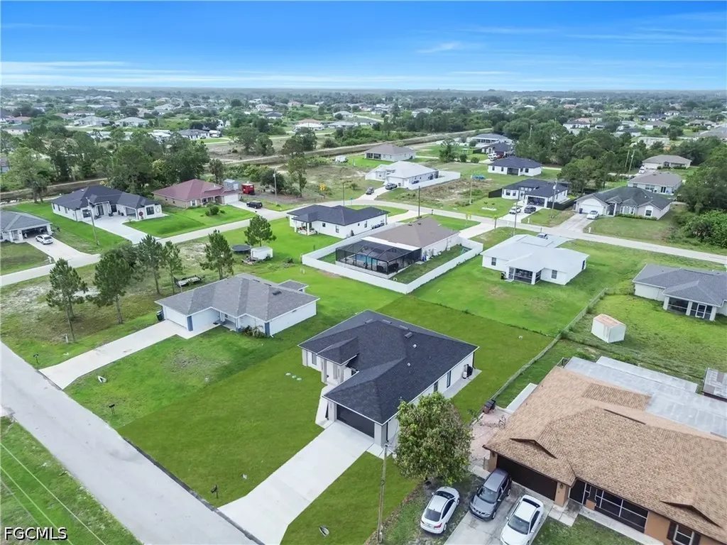 2507 39th Street SW Lehigh Acres FL 33976