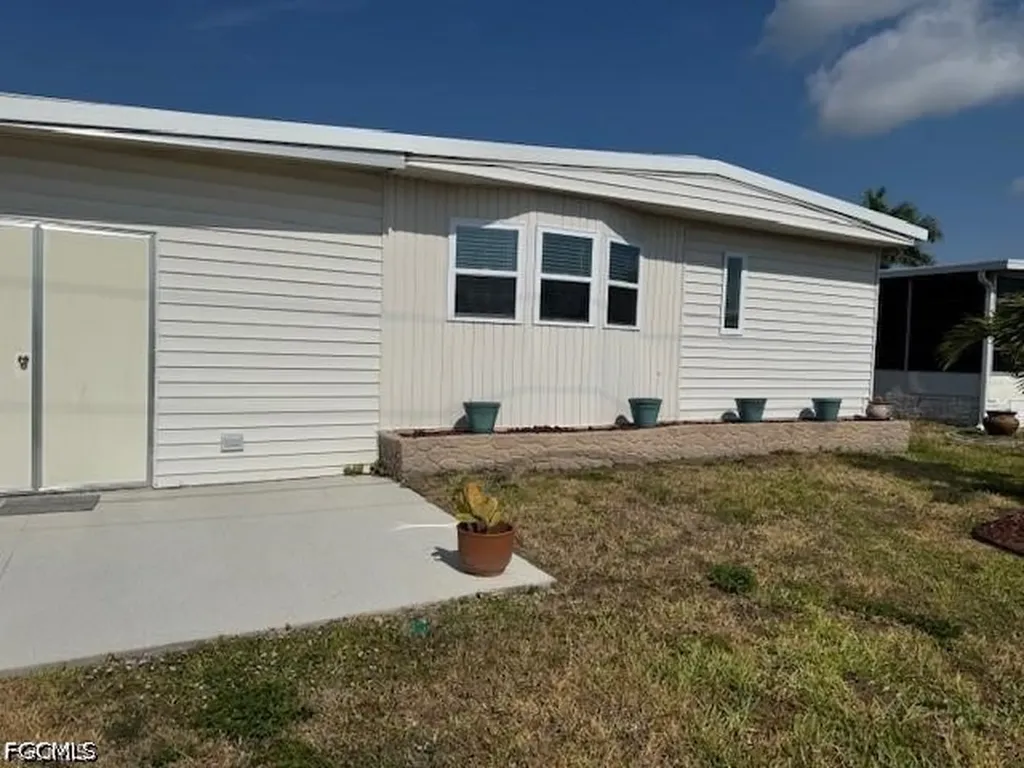 14502 Nathan Hale Lane North Fort Myers FL 33917