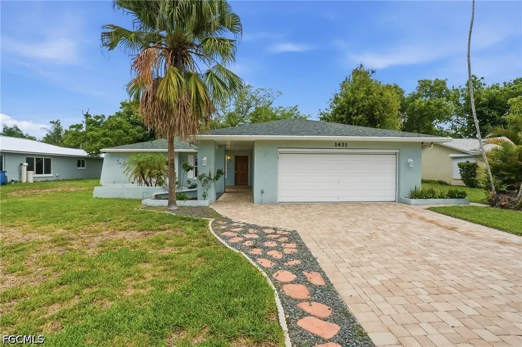 Fort Myers FL, 1431 Dubonnet Court
