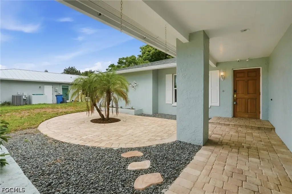 1431 Dubonnet Court Fort Myers FL 33919