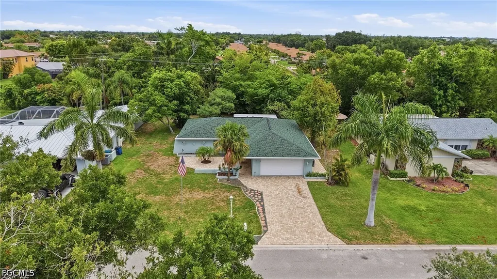 1431 Dubonnet Court Fort Myers FL 33919