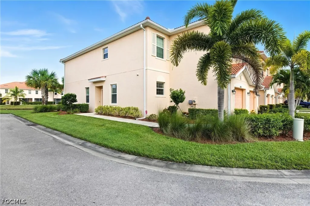 8895 Via Isola Court Fort Myers FL 33966