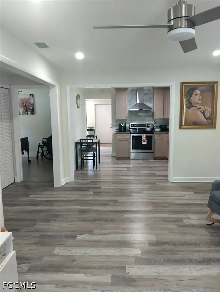 257 Evergreen Road North Fort Myers FL 33903