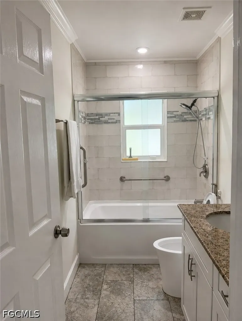 257 Evergreen Road North Fort Myers FL 33903