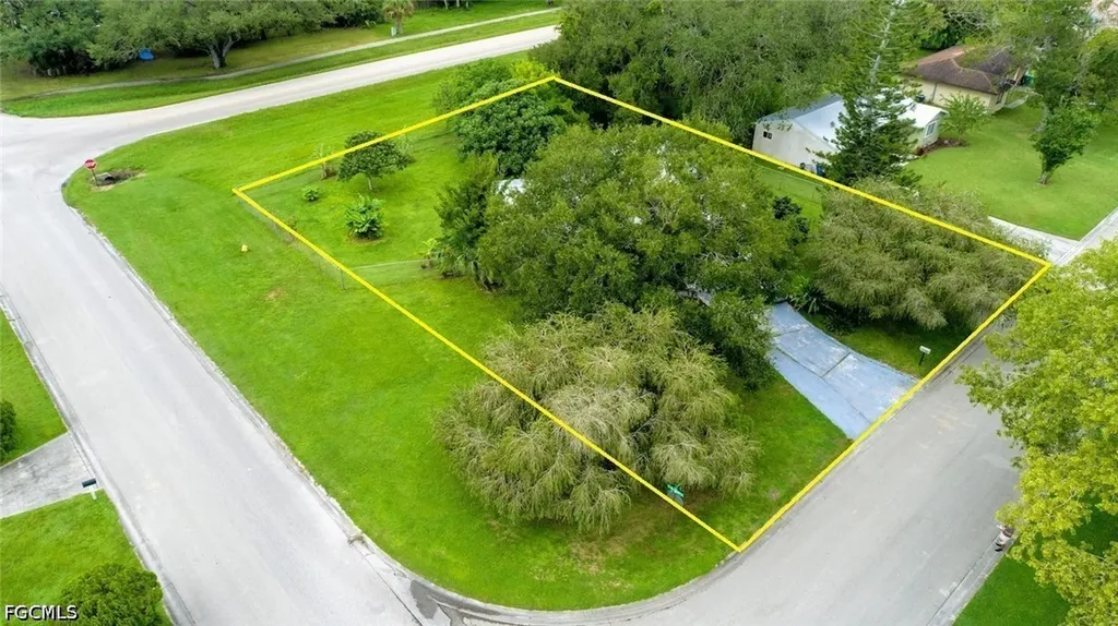 4001 Bishop Circle Labelle FL 33935
