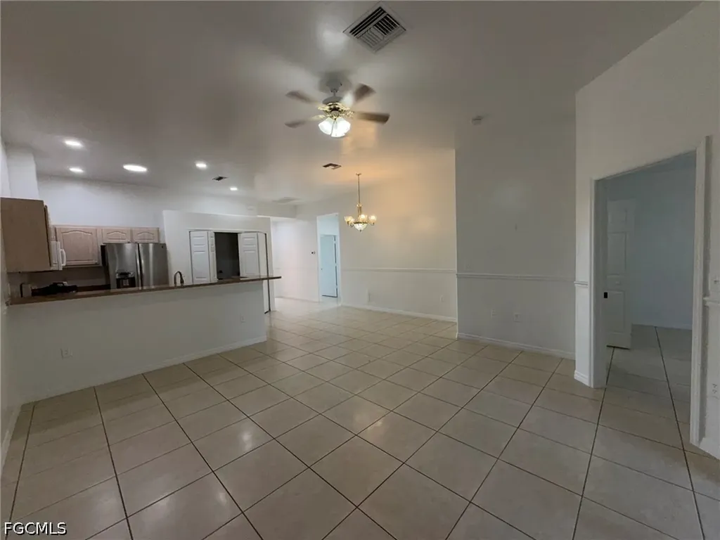 920 SE 6th Court Cape Coral FL 33990