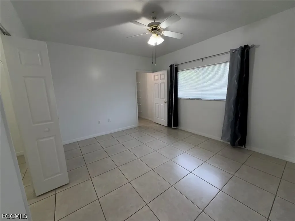 920 SE 6th Court Cape Coral FL 33990