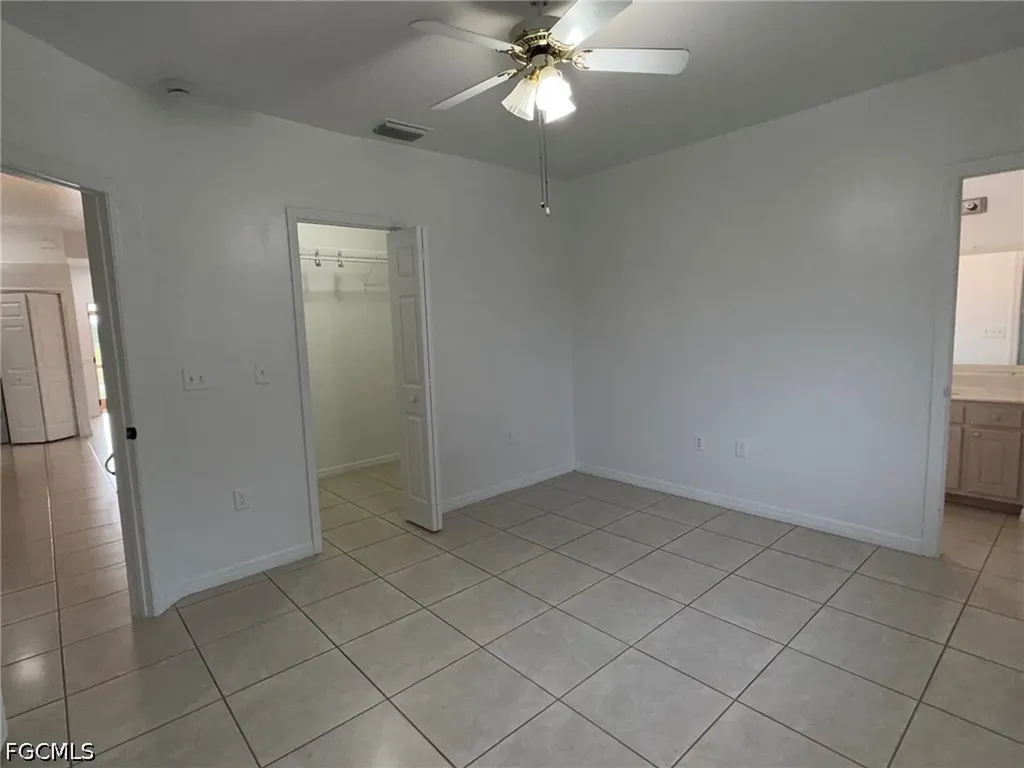 920 SE 6th Court Cape Coral FL 33990
