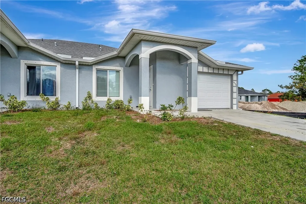 4544-4546 26th Street SW Lehigh Acres FL 33973