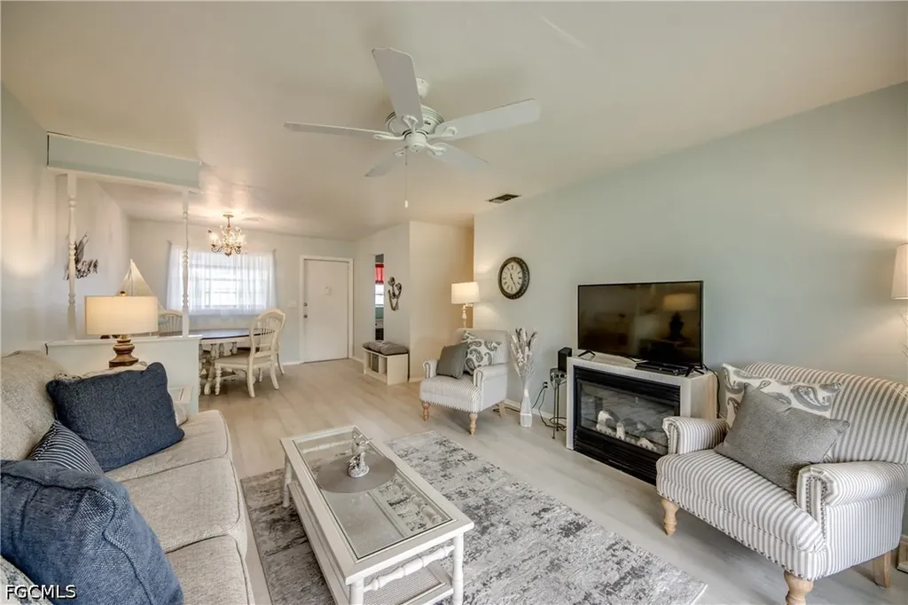 1215 Tropic Terrace North Fort Myers FL 33903