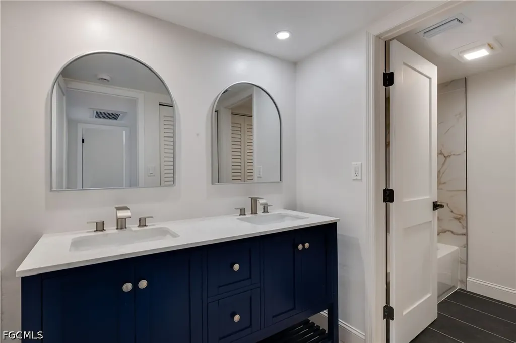 4047 Sandlewood Lane Fort Myers FL 33907