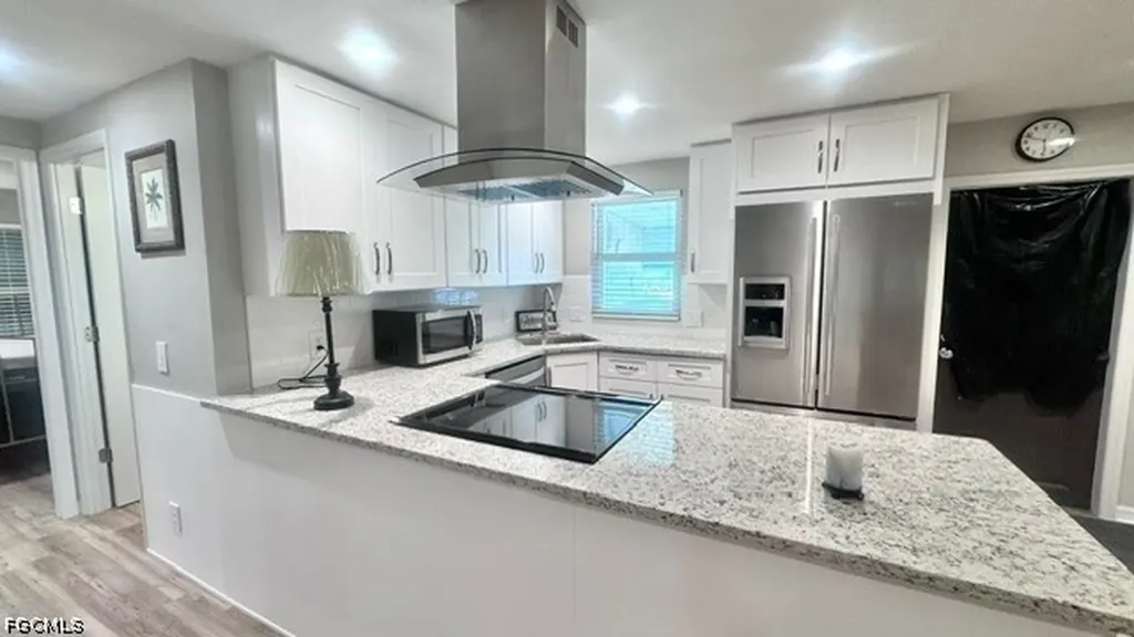 5509 Miles Standish Lane North Fort Myers FL 33917