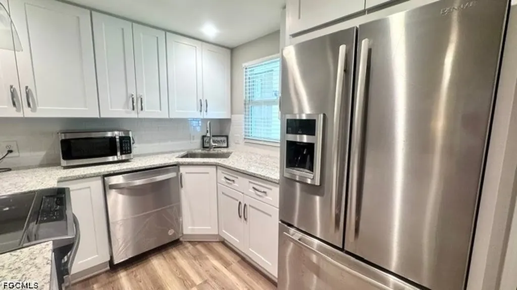 5509 Miles Standish Lane North Fort Myers FL 33917