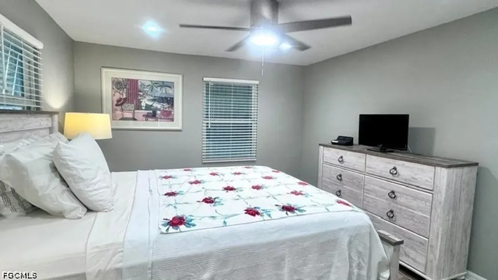 5509 Miles Standish Lane North Fort Myers FL 33917