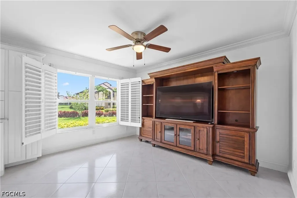 8382 Charter Club Circle Fort Myers FL 33919