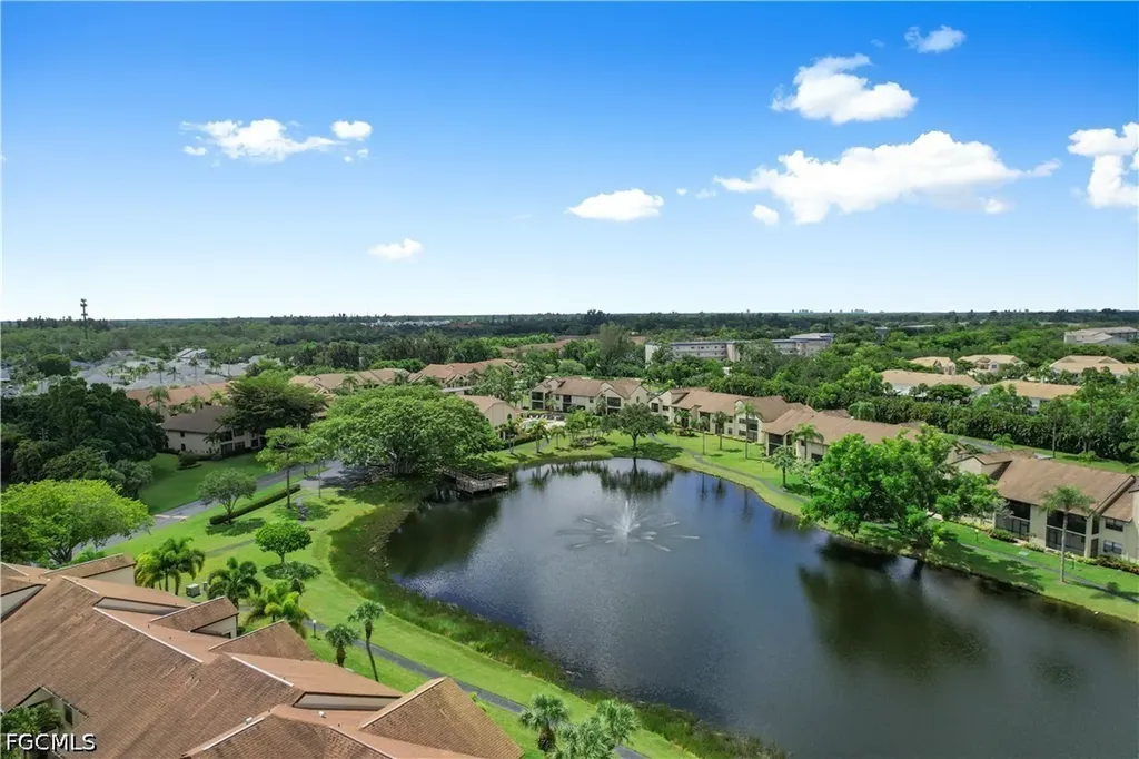 8382 Charter Club Circle Fort Myers FL 33919