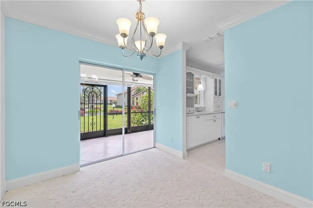 8382 Charter Club Circle Fort Myers FL 33919
