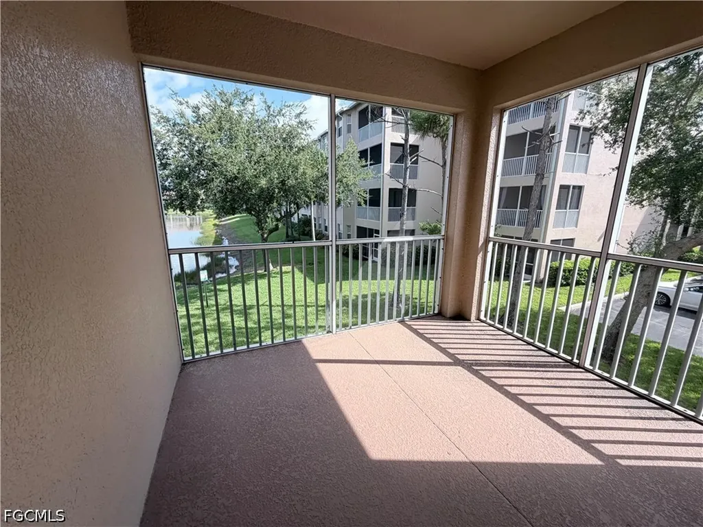 8450 Kingbird Loop Estero FL 33967