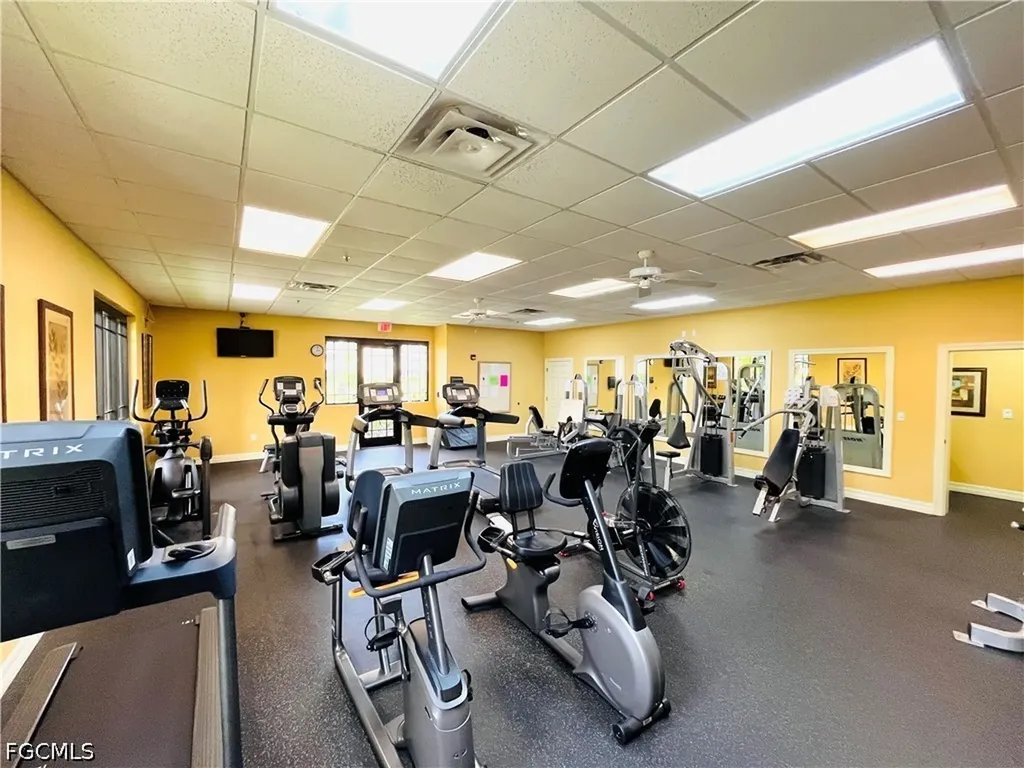 8450 Kingbird Loop Estero FL 33967