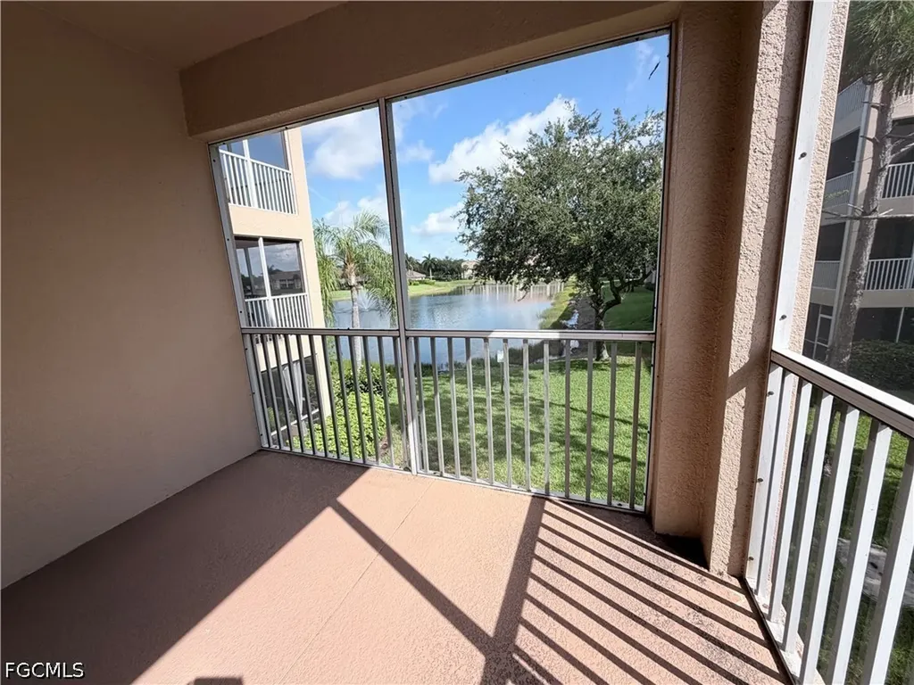 8450 Kingbird Loop Estero FL 33967