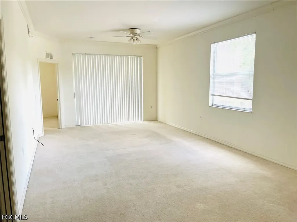 8450 Kingbird Loop Estero FL 33967