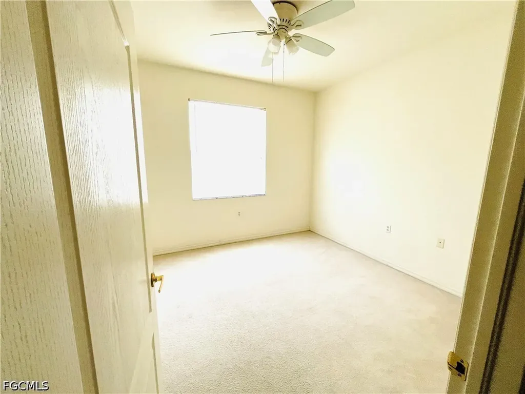 8450 Kingbird Loop Estero FL 33967
