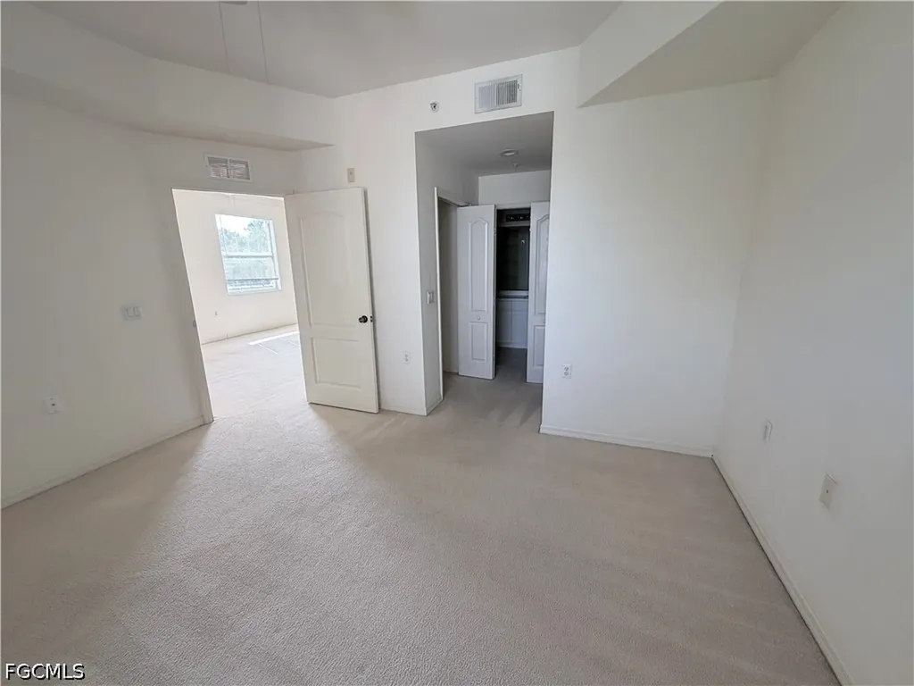 8450 Kingbird Loop Estero FL 33967