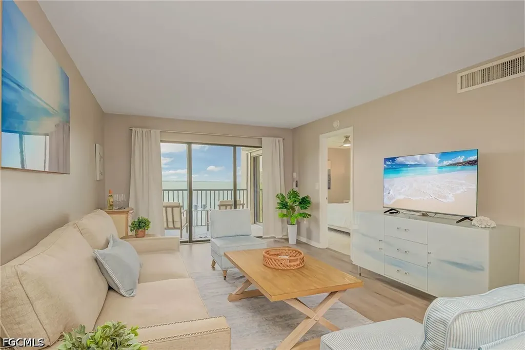 4510 N Key Drive North Fort Myers FL 33903
