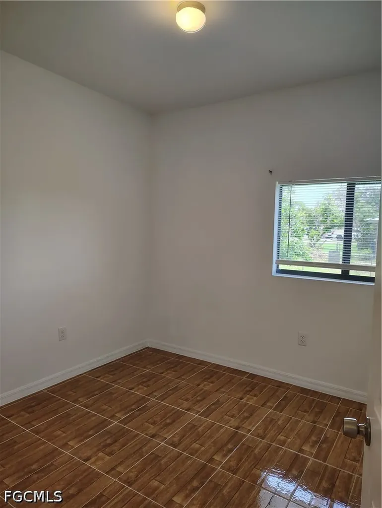 423 Canyon Drive S Lehigh Acres FL 33936