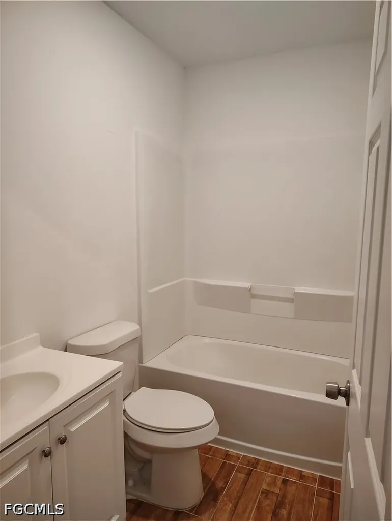 423 Canyon Drive S Lehigh Acres FL 33936