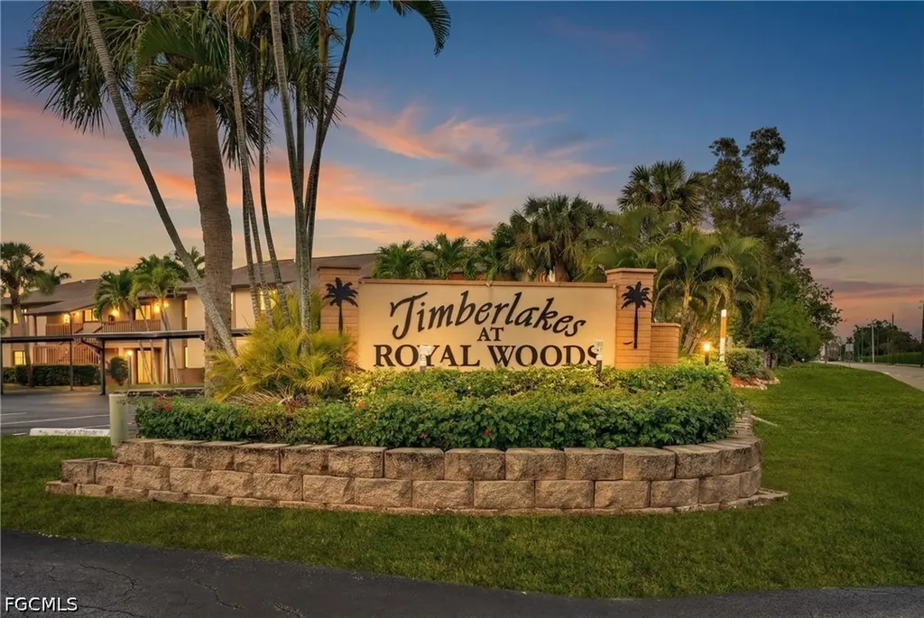 6511 Royal Woods Drive Fort Myers FL 33908