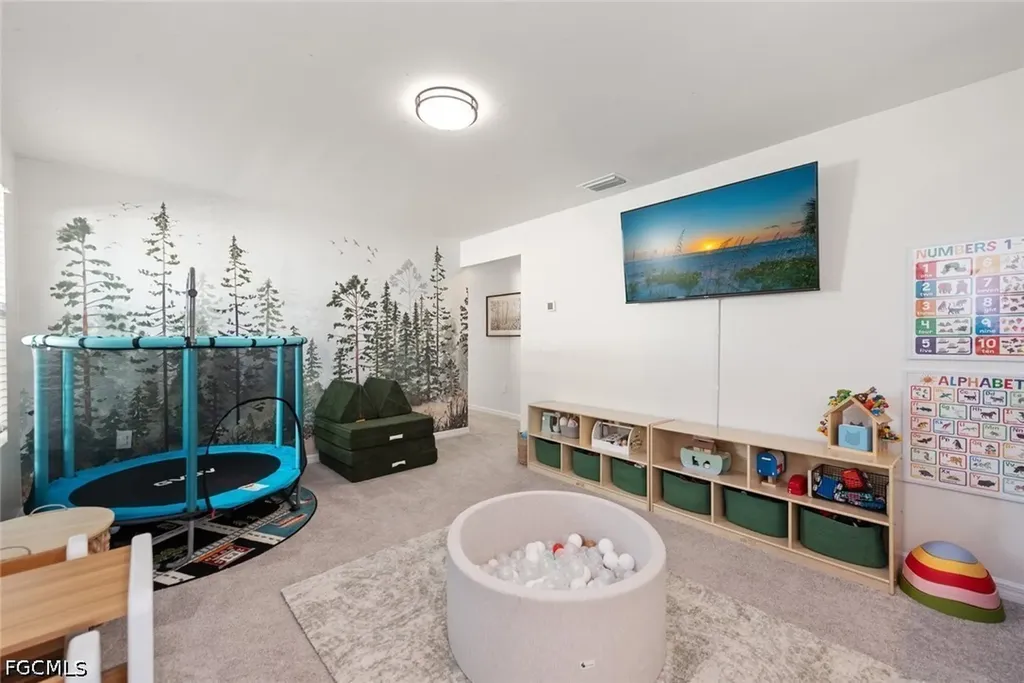 7149 Ponderosa Pine Drive Fort Myers FL 33966