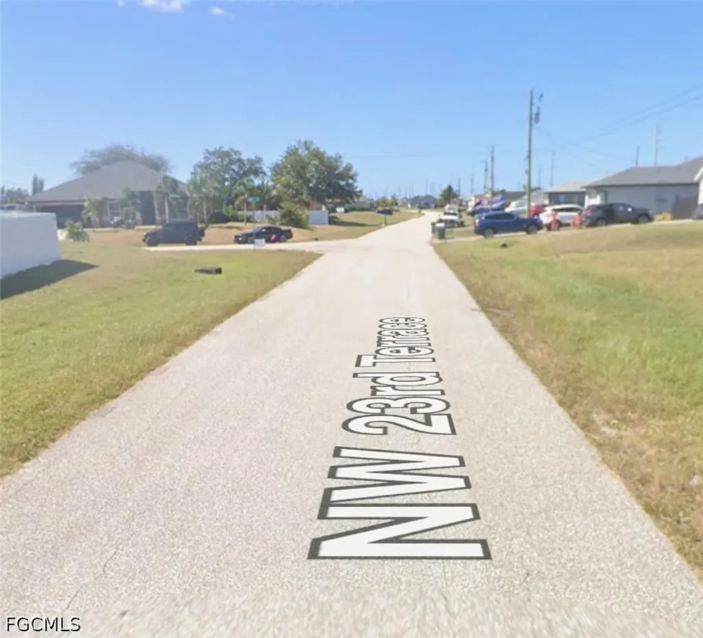105 NW 23rd Terrace Cape Coral FL 33993