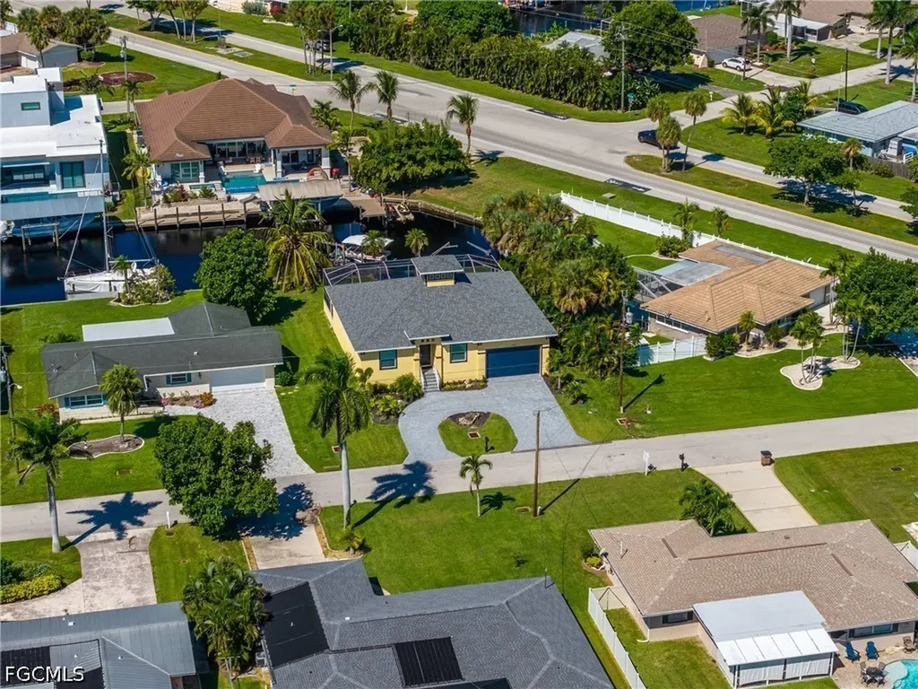 5310 Cocoa Court Cape Coral FL 33904