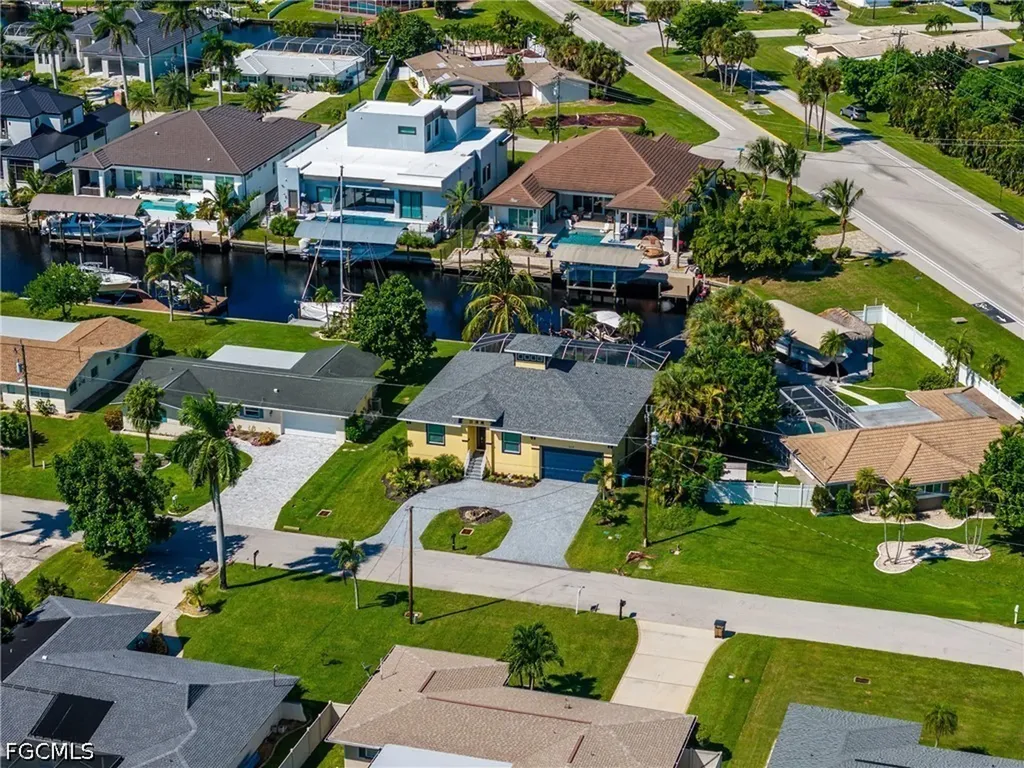 5310 Cocoa Court Cape Coral FL 33904