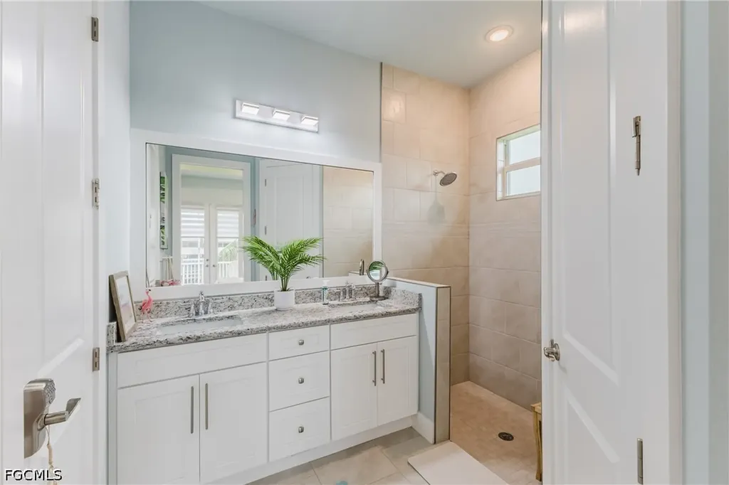 5310 Cocoa Court Cape Coral FL 33904