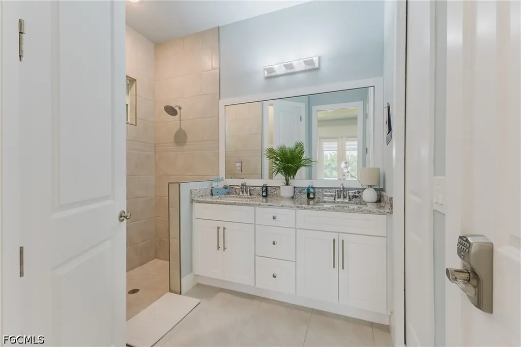 5310 Cocoa Court Cape Coral FL 33904