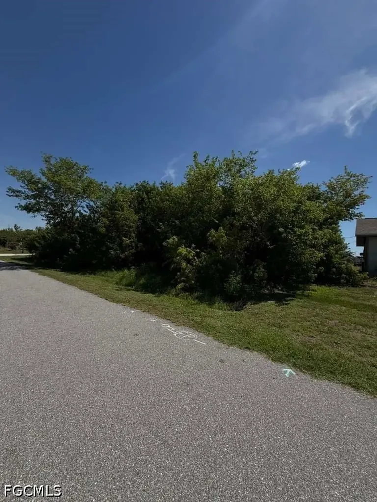 211 Warwick Street NW Port Charlotte FL 33952