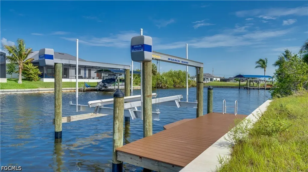 1217 NW 33rd Avenue Cape Coral FL 33993
