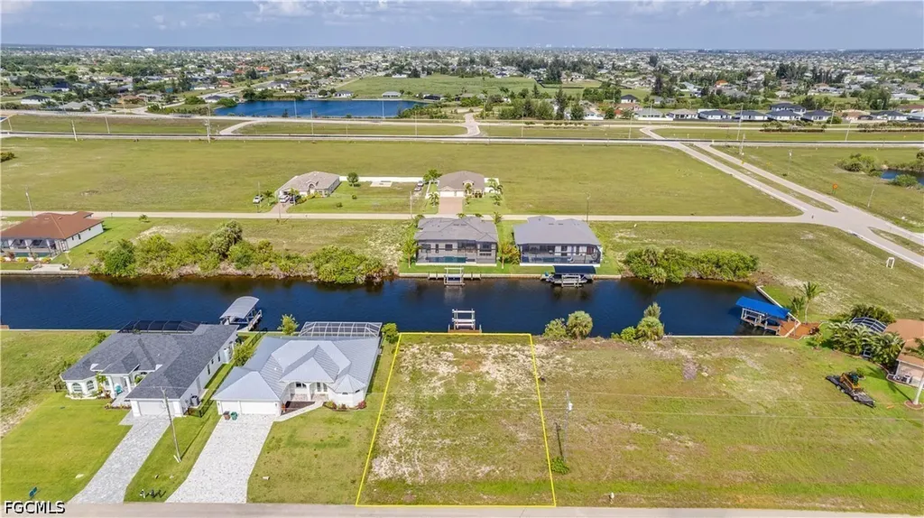 1217 NW 33rd Avenue Cape Coral FL 33993