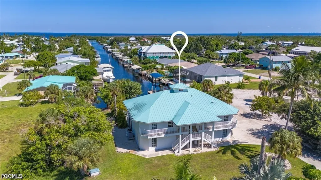 7380 Barrancas Avenue Bokeelia FL 33922