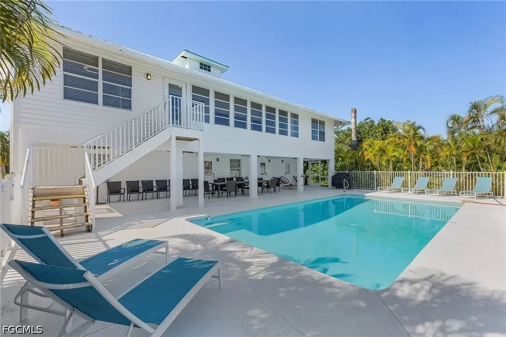 7380 Barrancas Avenue Bokeelia FL 33922