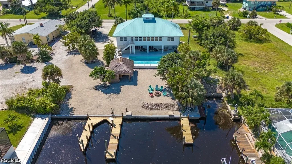 7380 Barrancas Avenue Bokeelia FL 33922