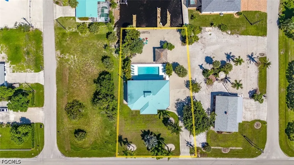 7380 Barrancas Avenue Bokeelia FL 33922