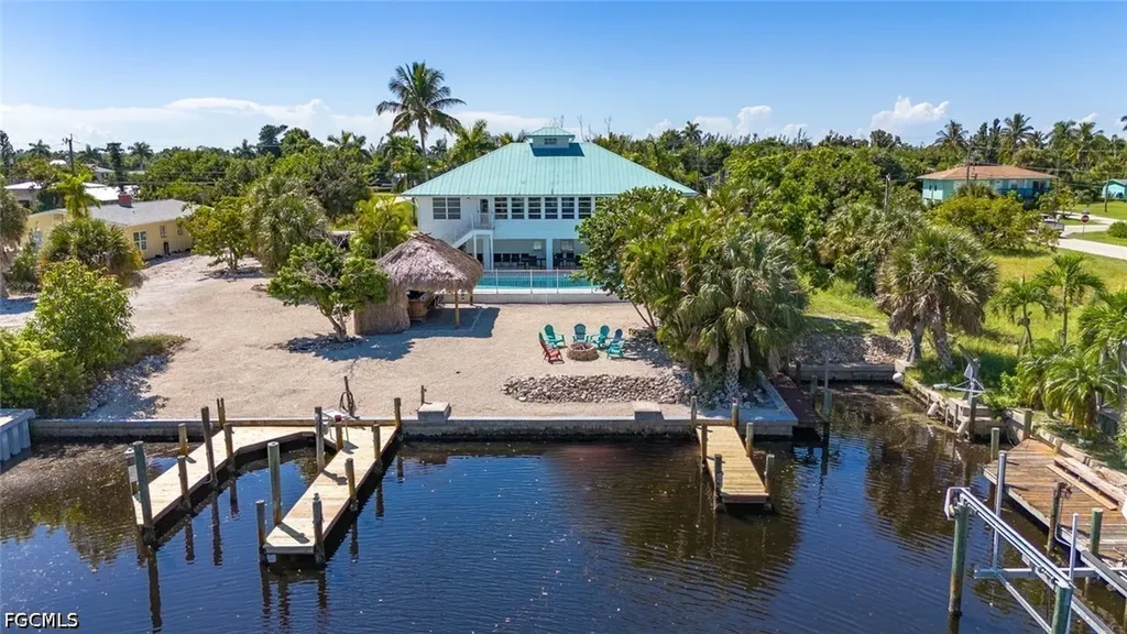 7380 Barrancas Avenue Bokeelia FL 33922