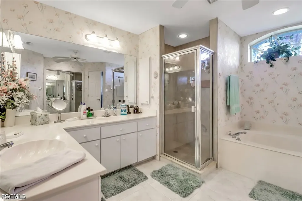 3538 SE 1st Place Cape Coral FL 33904
