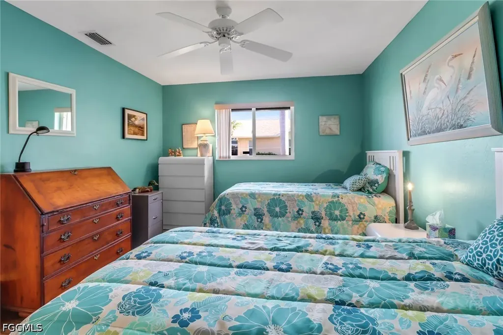 3538 SE 1st Place Cape Coral FL 33904