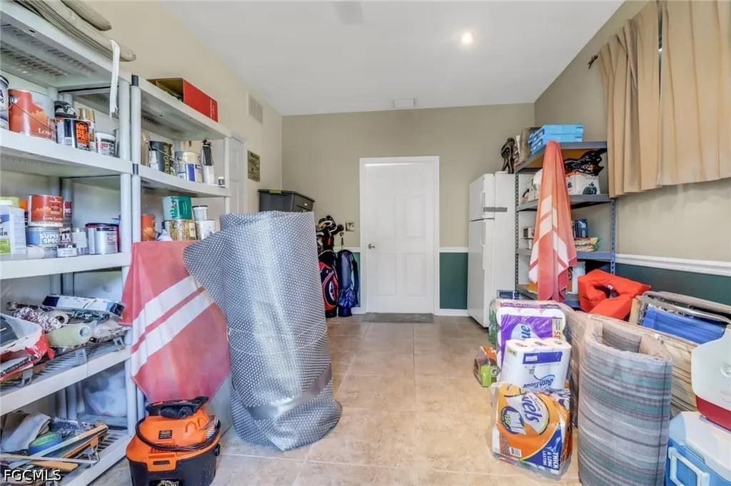 3538 SE 1st Place Cape Coral FL 33904