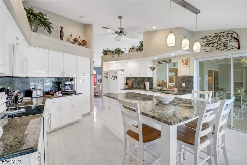 3538 SE 1st Place Cape Coral FL 33904