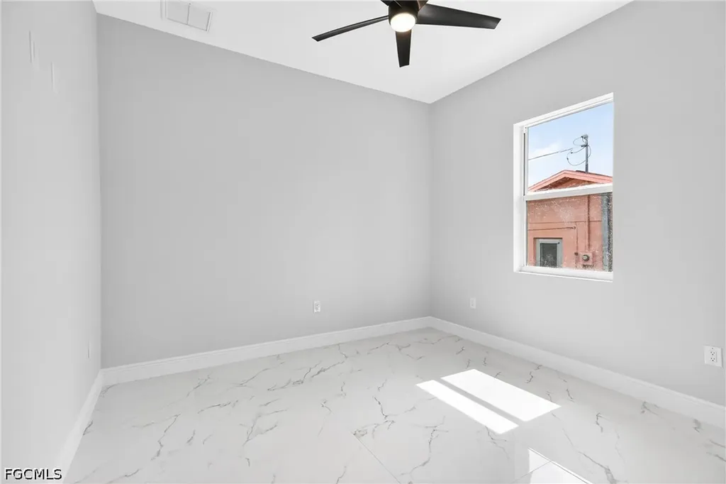 1118 Bari Street E Lehigh Acres FL 33974